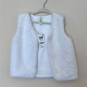 NWT Epic Threads Girl Size 4T White Faux Fur Vest Lined